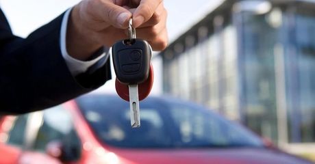 購車觀念悄然轉變 為何越來越多“聰明人”選擇暫緩買車？